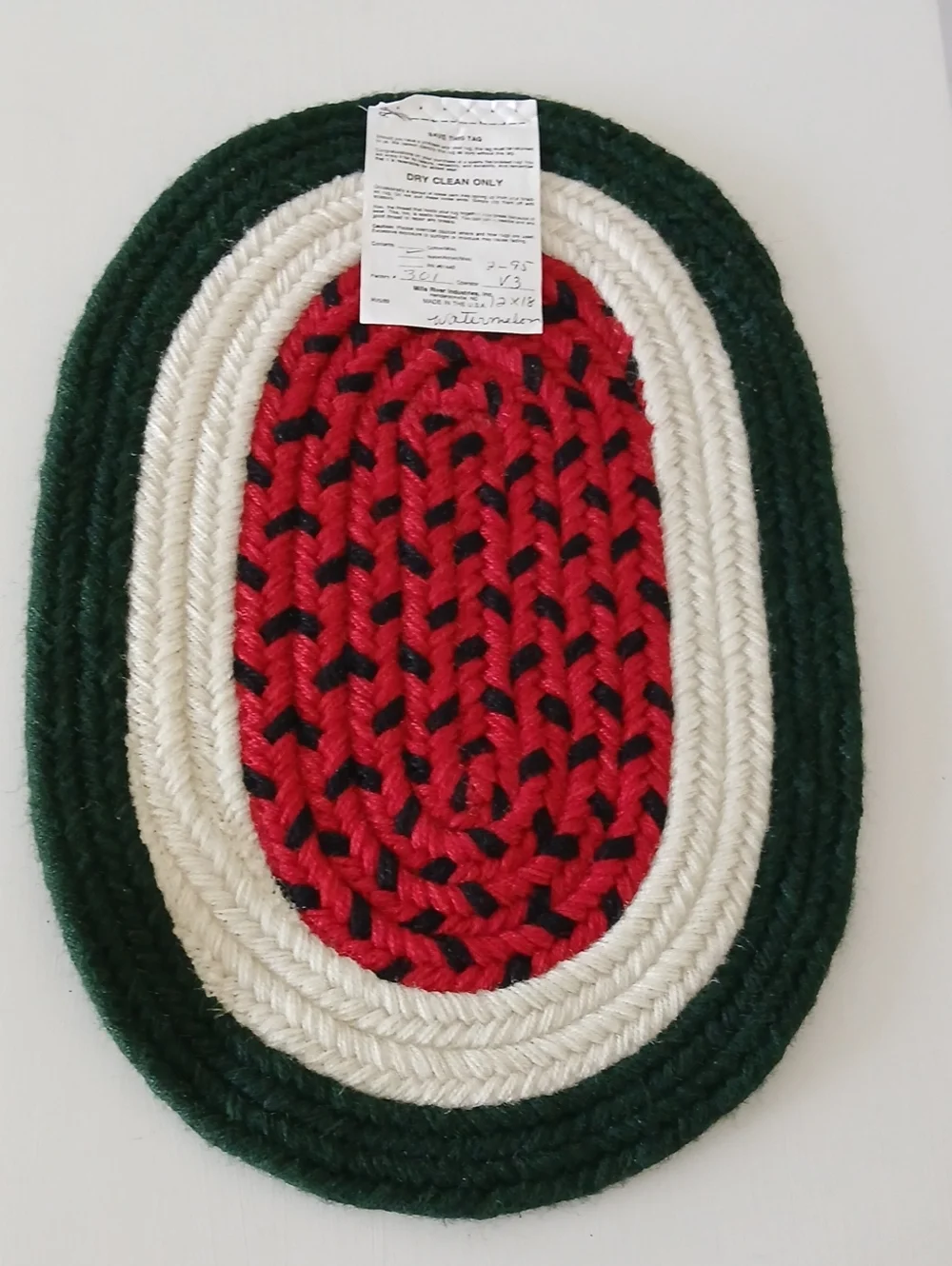 Vintage Watermelon Oval Braided Placemat 12x18